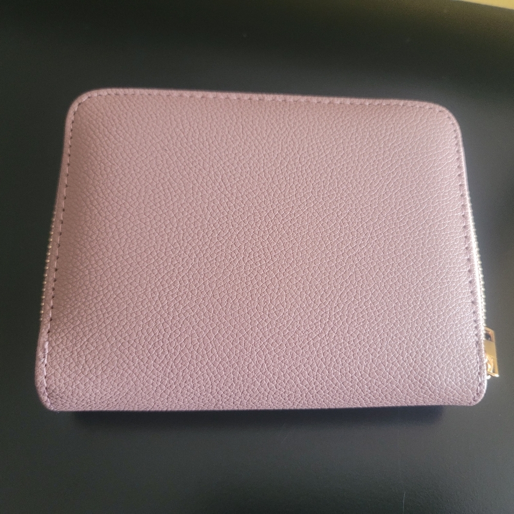 A7 Zippy Cash Wallet with Rings